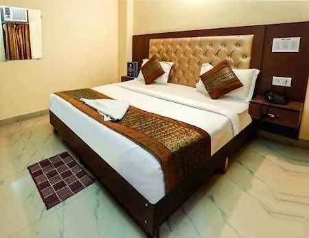 Runway Stay Yeni Delhi Dış mekan fotoğraf